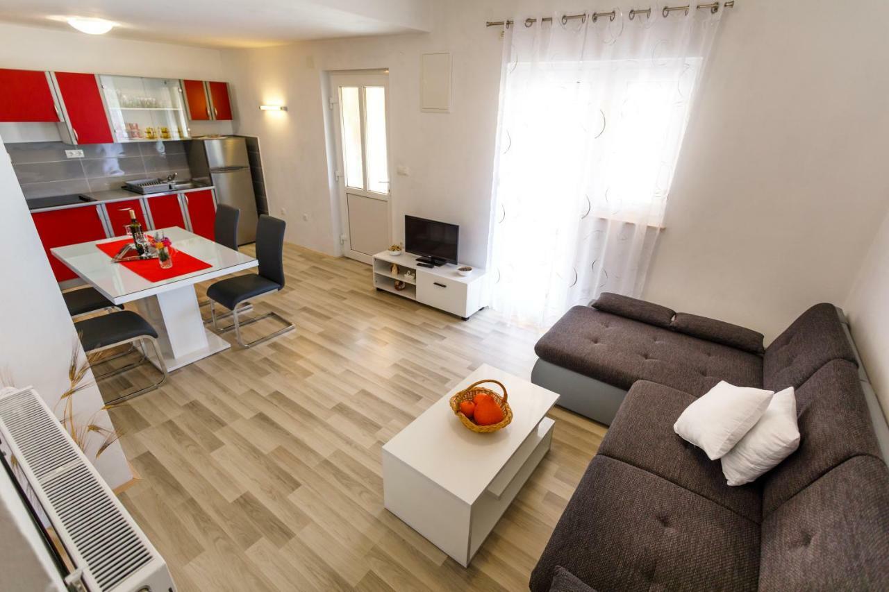 Apartman Dobrila Vrh  Extérieur photo