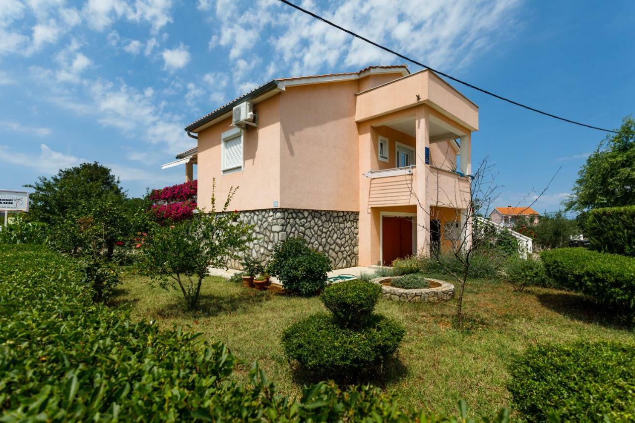 Apartman Dobrila Vrh  Extérieur photo