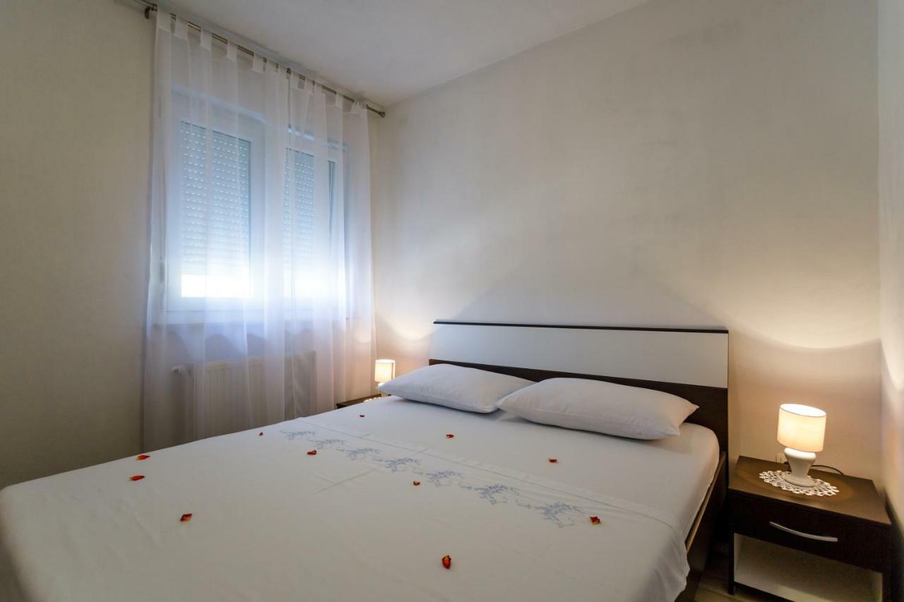 Apartman Dobrila Vrh  Extérieur photo